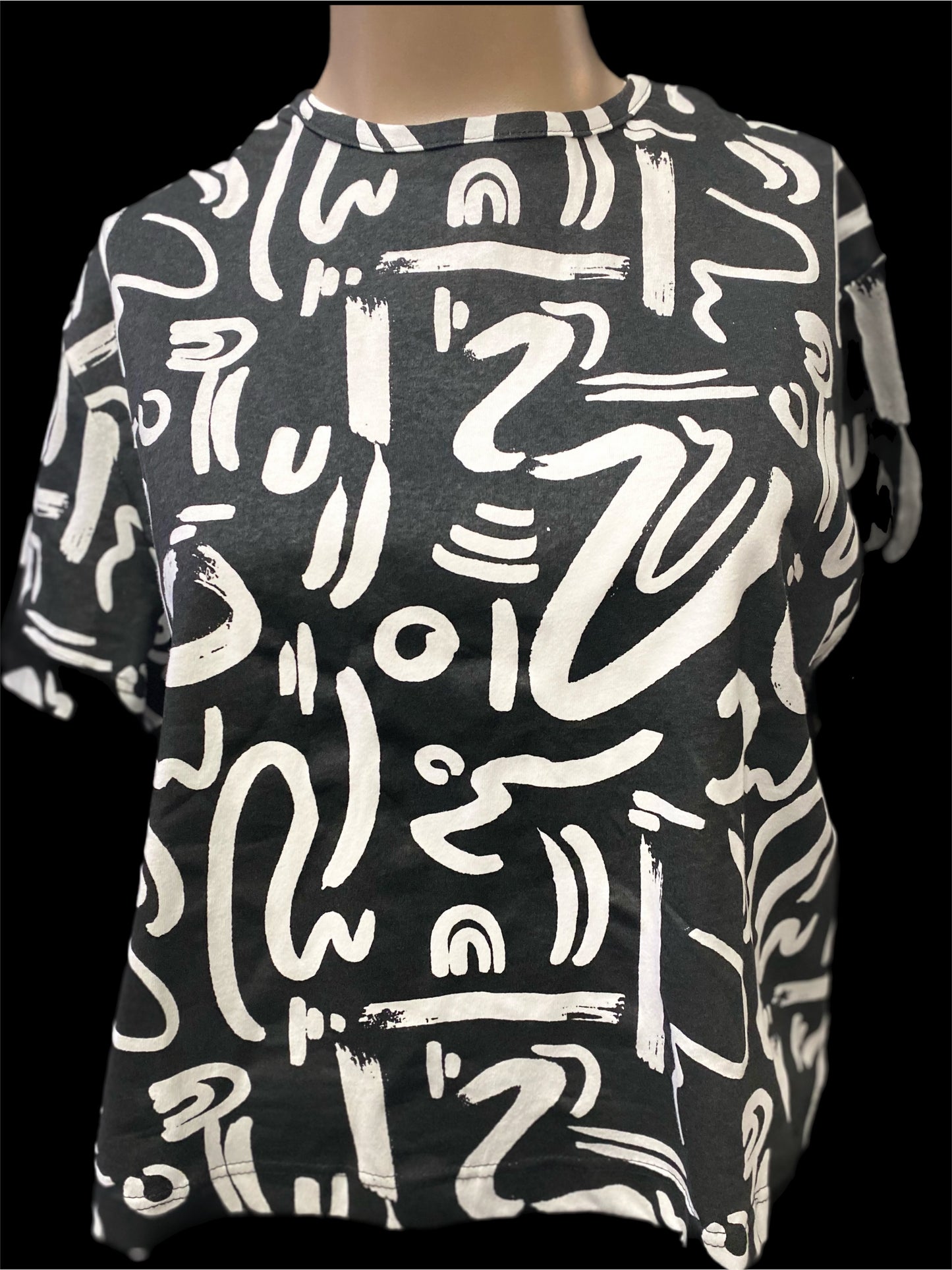Zoe Moss Black and White Abstract Oversized T’Shirt