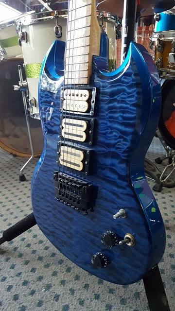 WOMBI CUSTOM 'BLUEBUCKER" - Musiclandshop