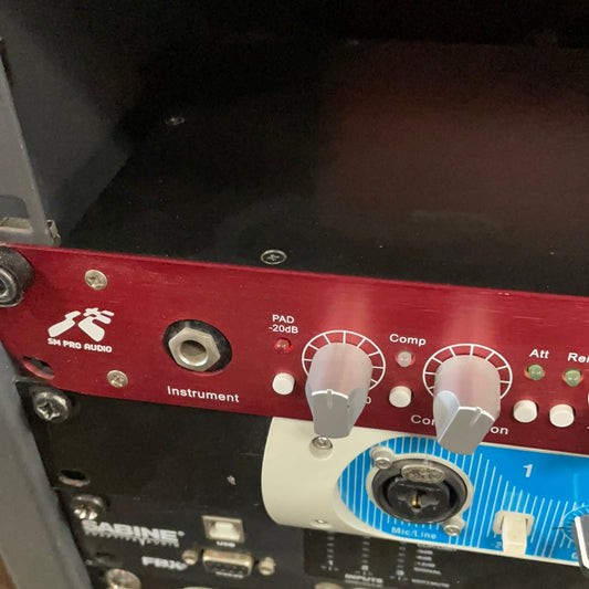 SM Pro TB202 Tube Mic Pre Amp - Musiclandshop