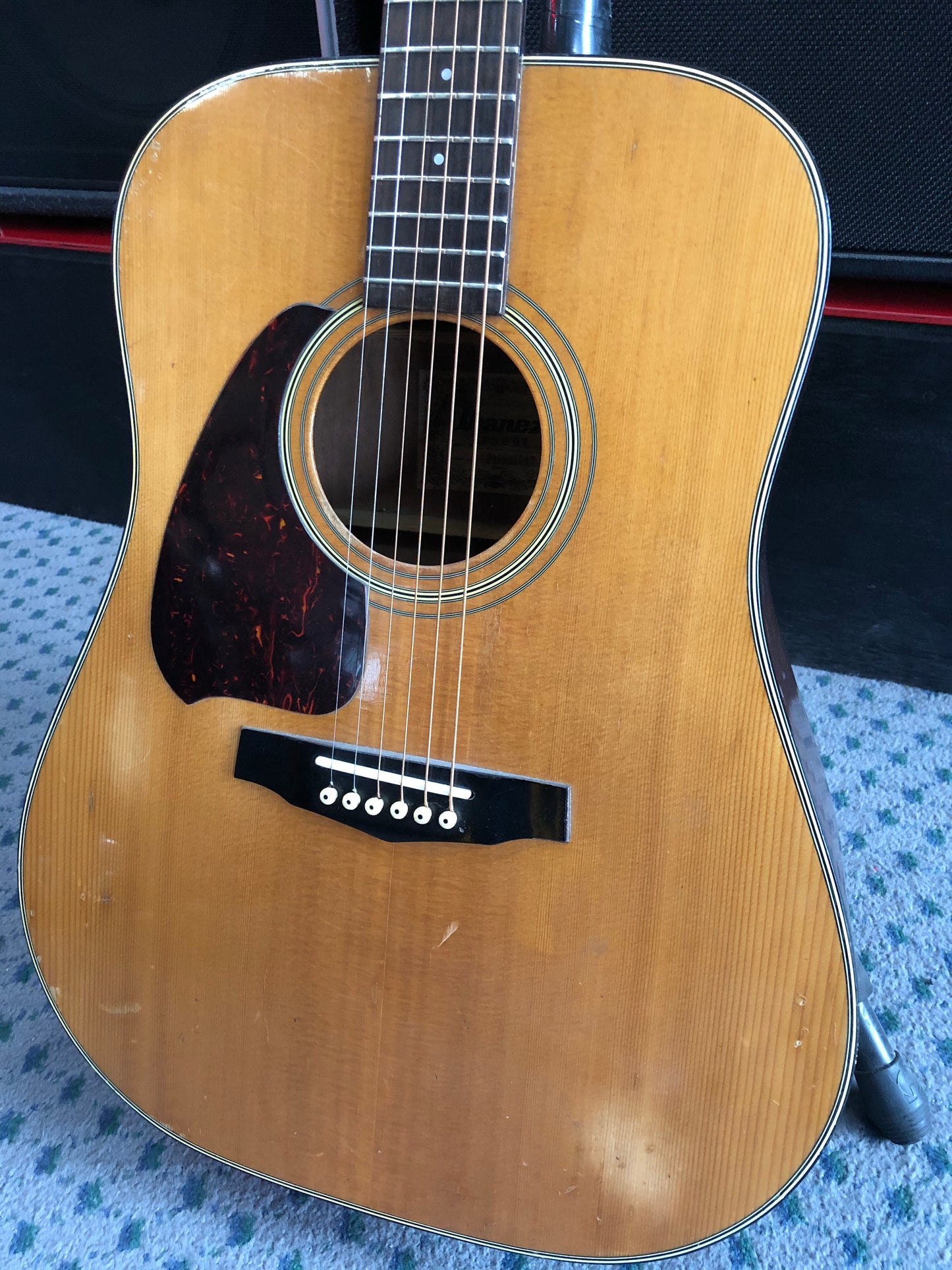 IBANEZ V300L Left hand Acoustic - Musiclandshop