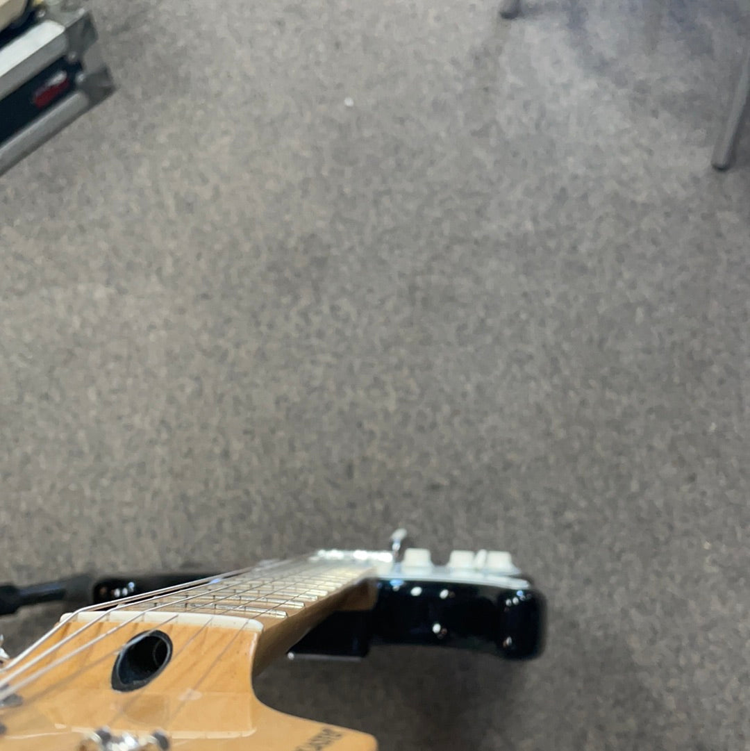 Fender Stratocaster LeftHand Mexican - Musiclandshop
