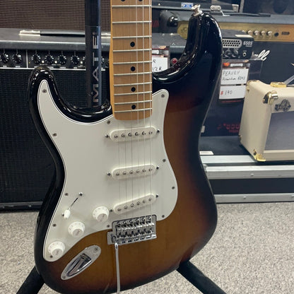 Fender Stratocaster LeftHand Mexican - Musiclandshop