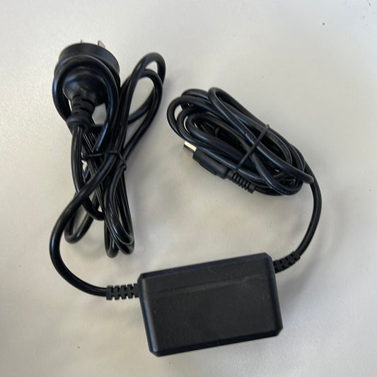 DOSS Dual Output Power Supply